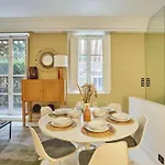 Stylish Apartment In Le Marais, Paris Centre